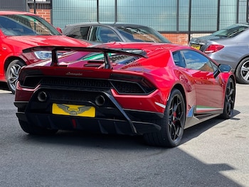 Used Lamborghini Huracan 2018 for sale - 75570902: Photo
