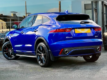 Used Jaguar E-Pace 2018 for sale - 76984397: Photo