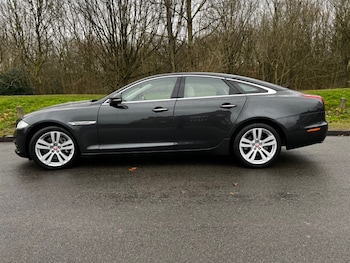 Used Jaguar XJ 2011 for sale - 75570860: Photo