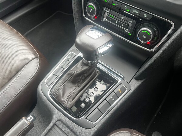 Used Skoda Superb 2012 for sale - 75571516: Photo 15