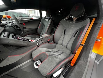 Used Lamborghini Huracan 2023 for sale - 75572256: Photo
