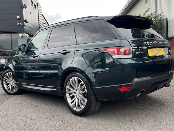 Used Land Rover Range Rover Sport 2015 for sale - 75569867: Photo 2