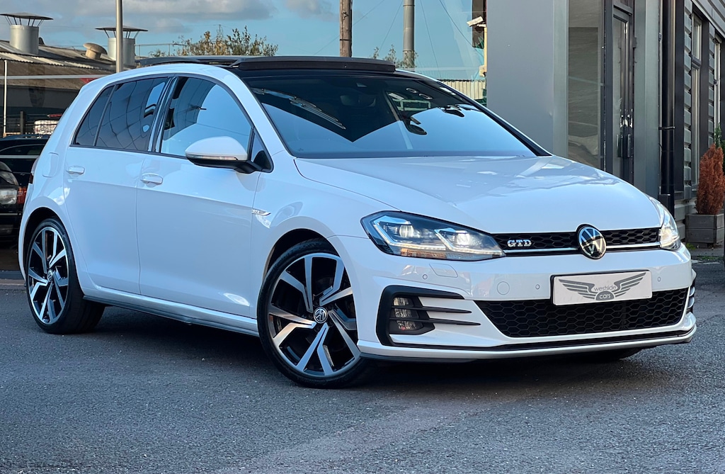 Used Volkswagen Golf 2019 for sale - 76146314: Photo 1