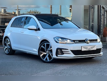 Used Volkswagen Golf 2019 for sale - 76146314: Photo