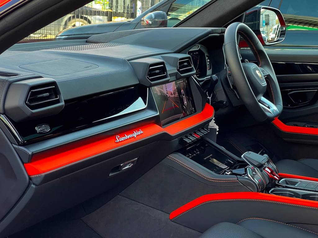 Used Lamborghini Urus 2025 for sale - 77653355: Photo 16
