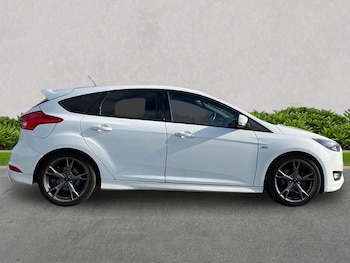 Used Ford Focus 2018 for sale - 76396928: Photo
