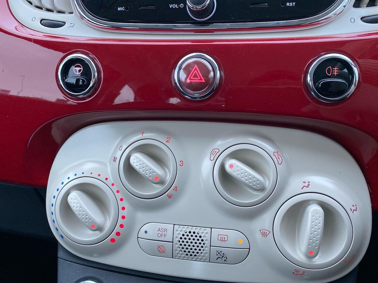 Used Fiat 500 2016 for sale - 76637730: Photo 12