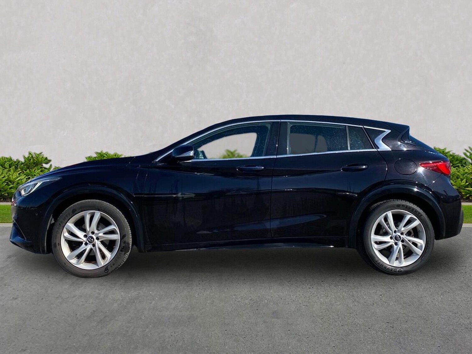 Used Infiniti Q30 2017 for sale - 78192167: Photo 21