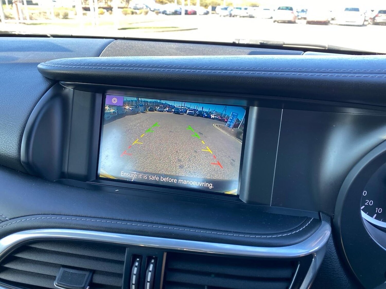 Used Infiniti Q30 2017 for sale - 78192167: Photo 25