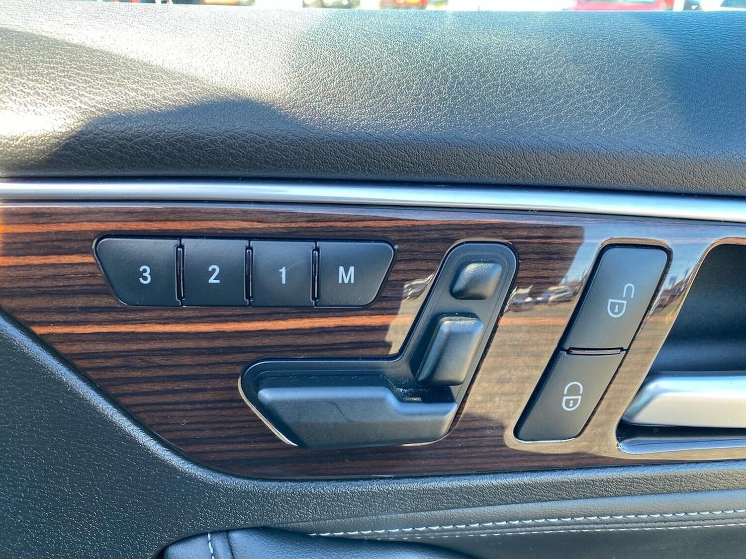 Used Infiniti Q30 2017 for sale - 78192167: Photo 32