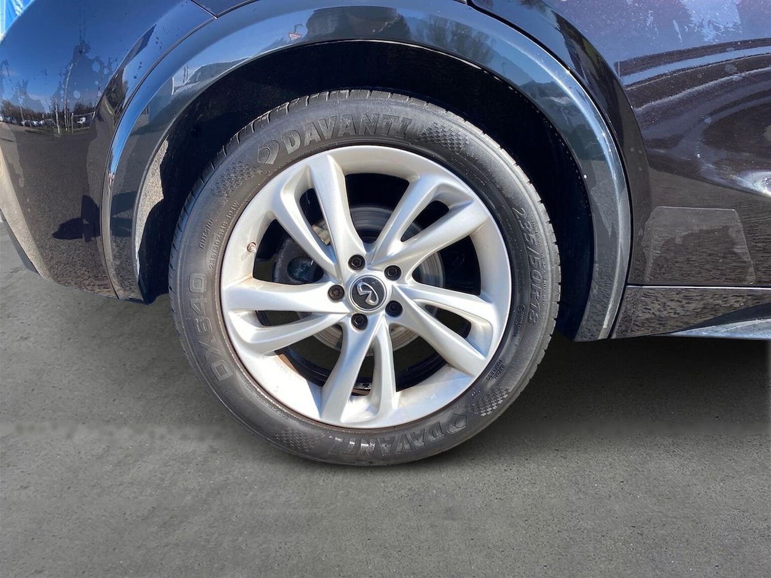 Used Infiniti Q30 2017 for sale - 78192167: Photo 8