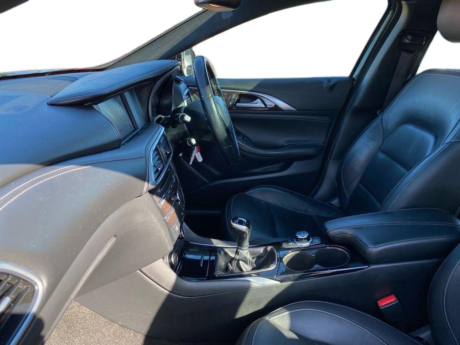 Used Infiniti Q30 2017 for sale - 78192167: Photo 9