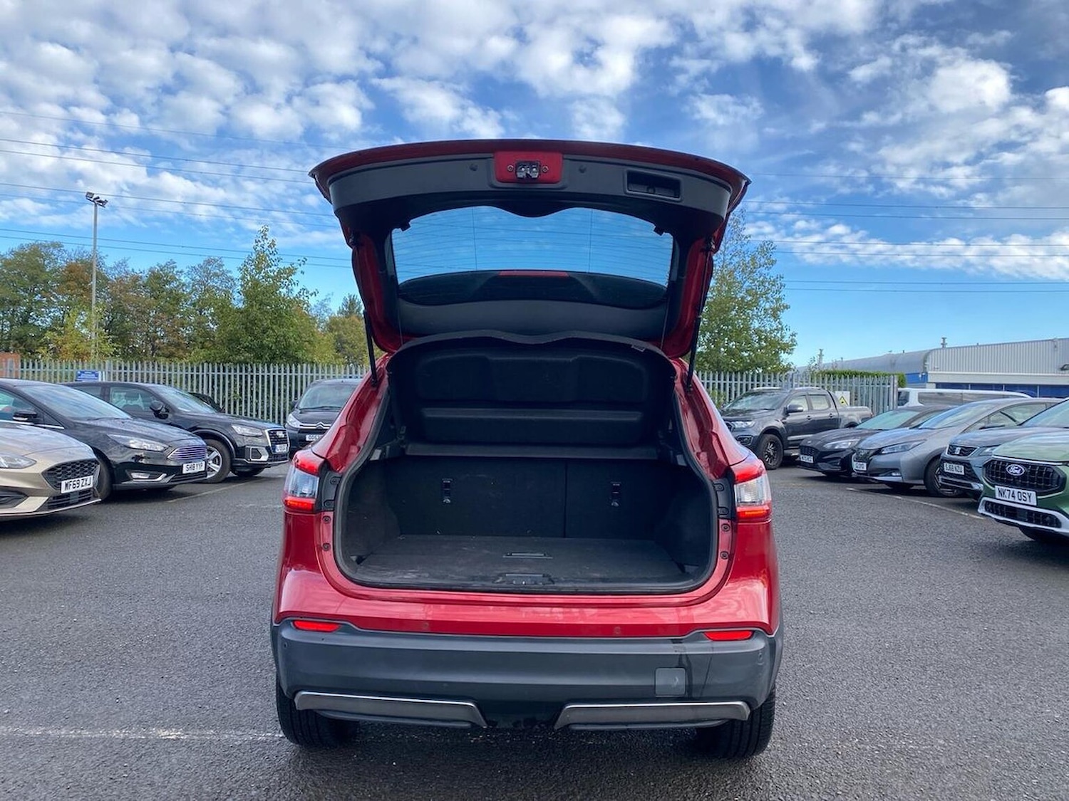 Used Nissan Qashqai 2018 for sale - 76320680: Photo 17