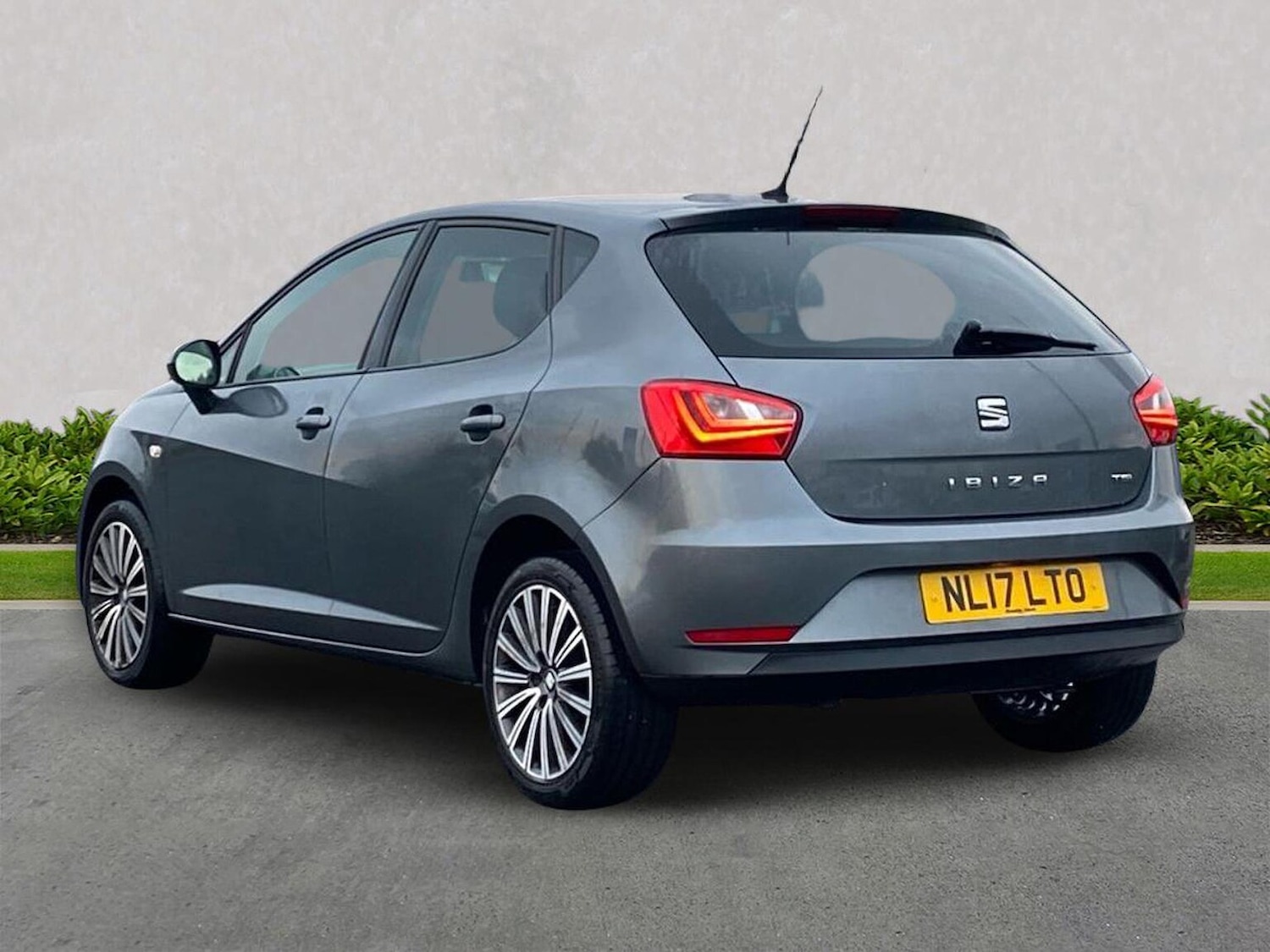 Used SEAT Ibiza 2017 for sale - 76885034: Photo 2