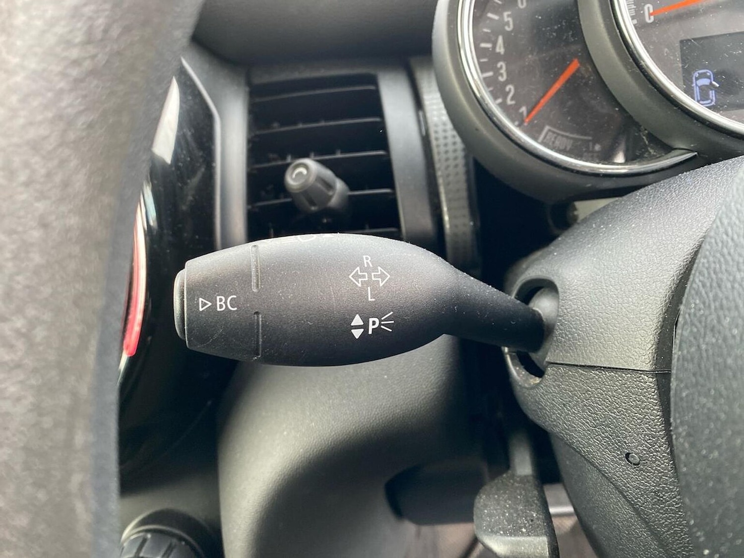 Used MINI Hatch 2019 for sale - 76687321: Photo 28