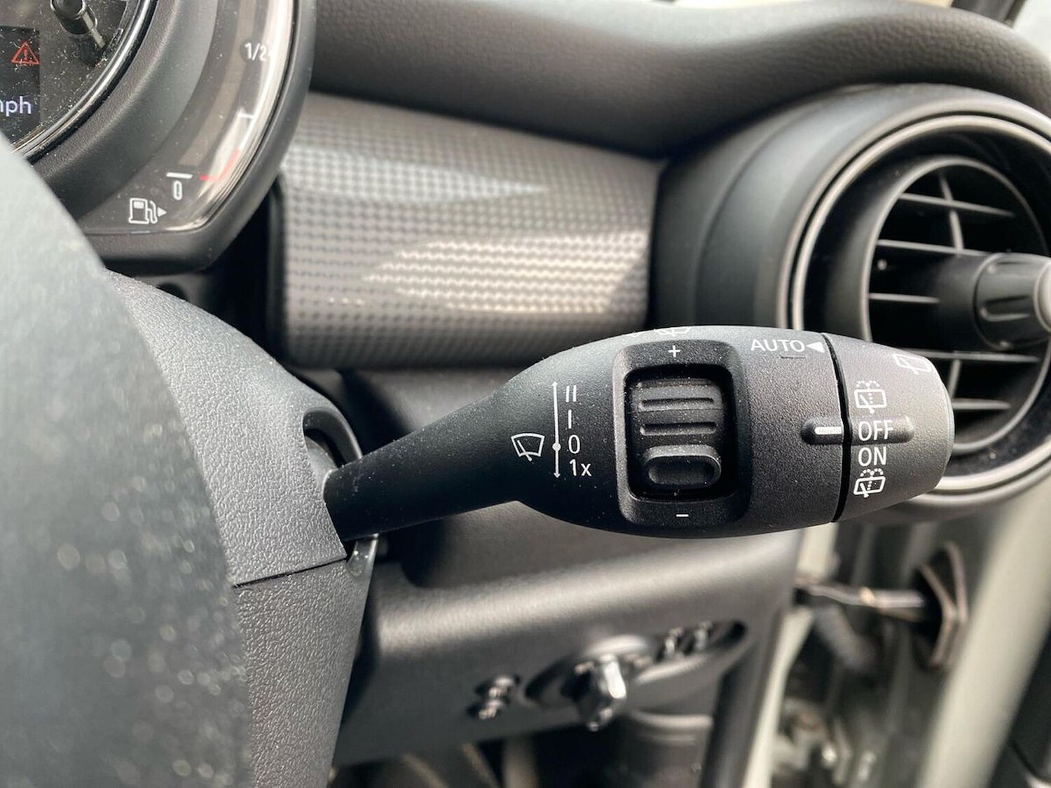 Used MINI Hatch 2019 for sale - 76687321: Photo 29