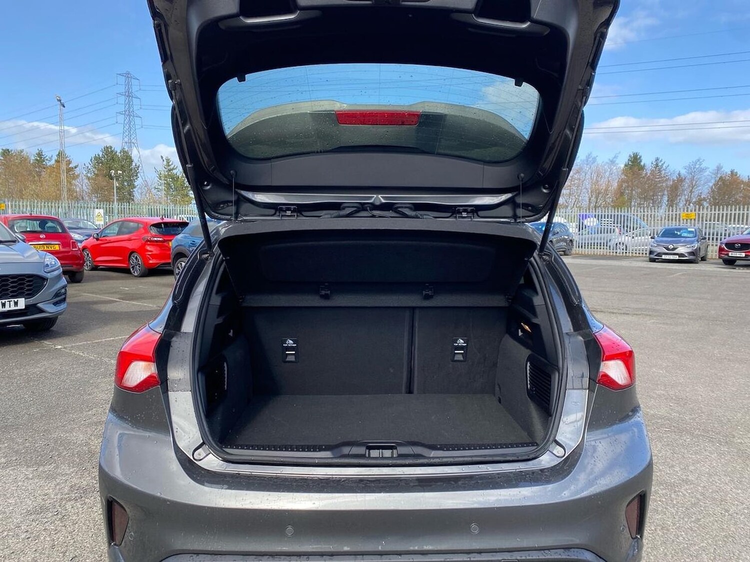 Used Ford Focus 2020 for sale - 78192205: Photo 19