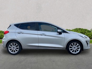Used Ford Fiesta 2019 for sale - 76293077: Photo 3