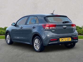 Used Kia Rio 2023 for sale - 76320675: Photo 2
