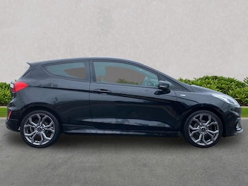 Used Ford Fiesta 2018 for sale - 76316464: Photo 3