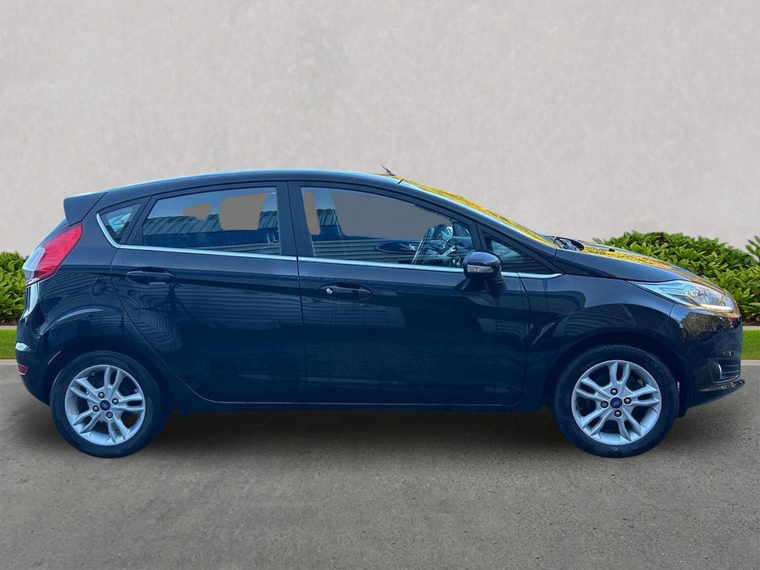 Used Ford Fiesta 2017 for sale - 76340561: Photo 3