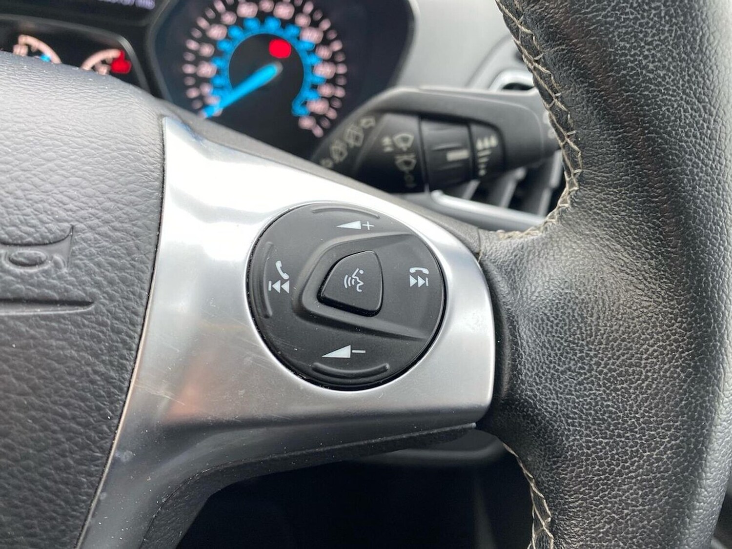 Used Ford Kuga 2015 for sale - 77489544: Photo 27