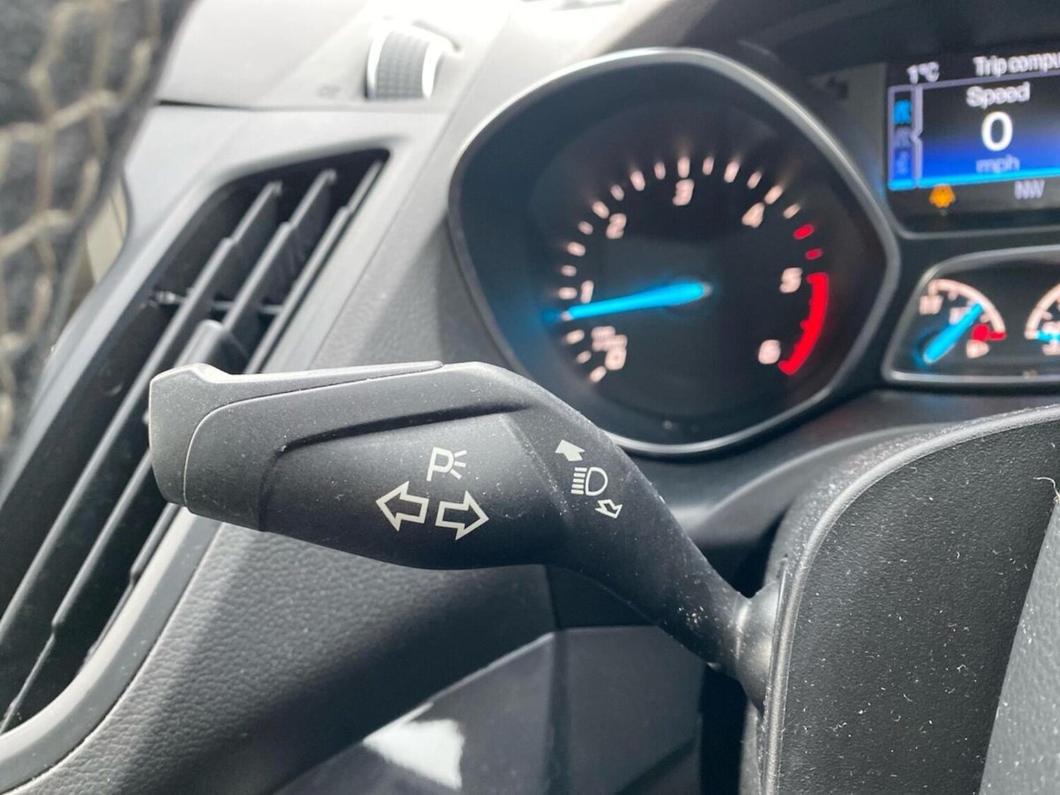 Used Ford Kuga 2015 for sale - 77489544: Photo 28