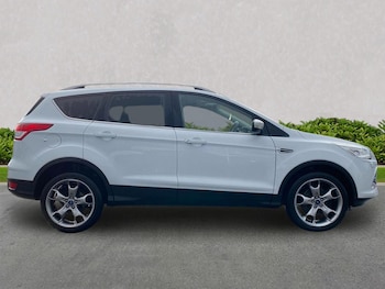 Used Ford Kuga 2015 for sale - 77489544: Photo