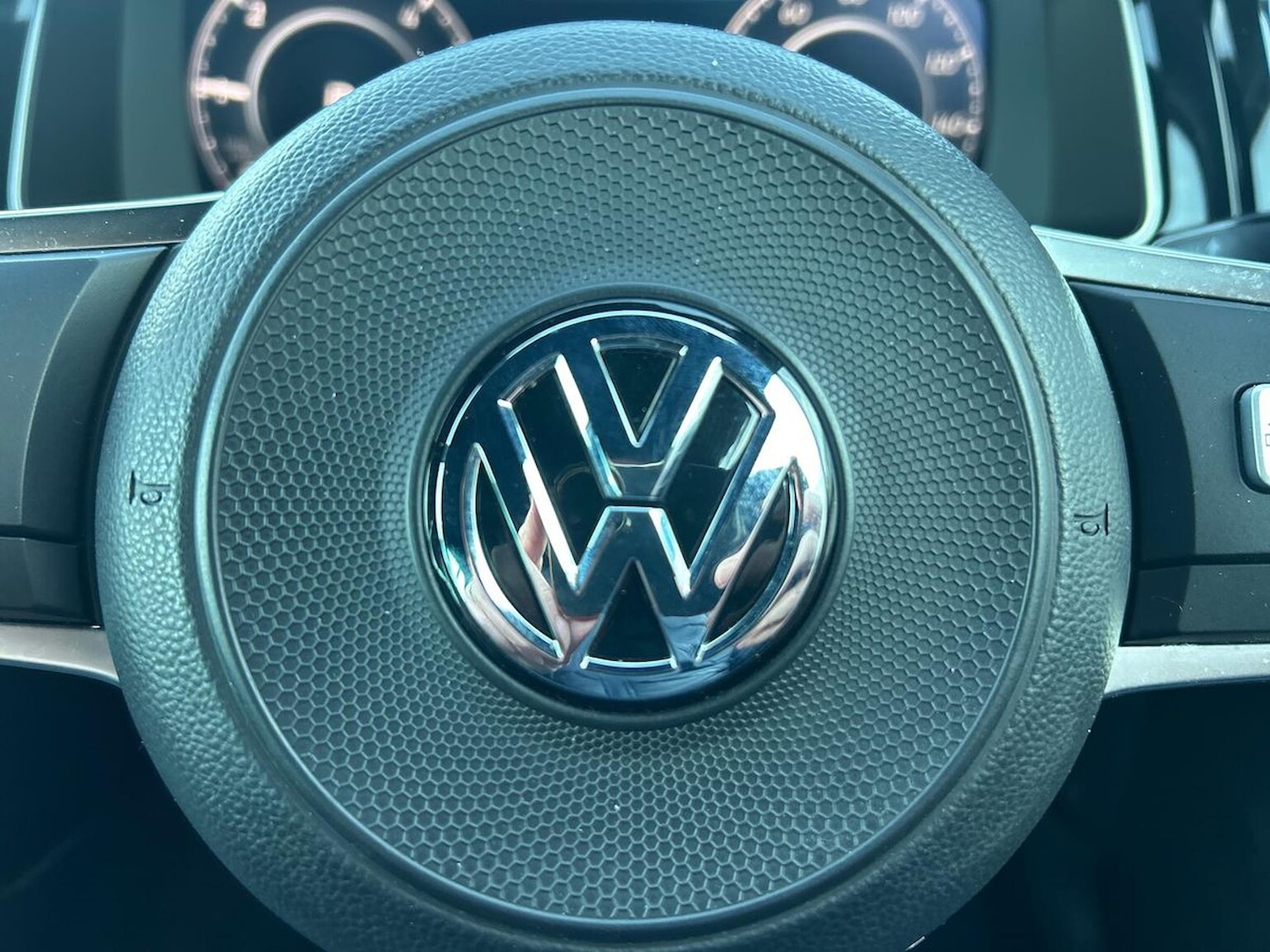 Used Volkswagen Golf 2019 for sale - 77078052: Photo 32