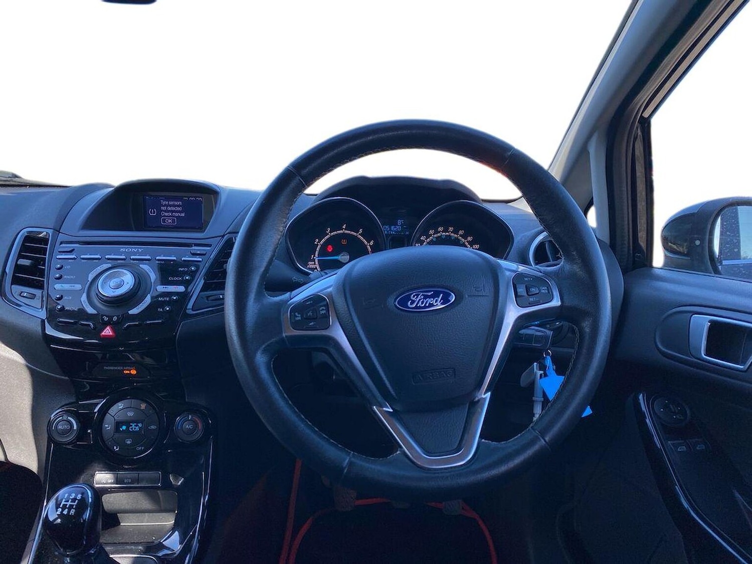 Used Ford Fiesta 2016 for sale - 78218649: Photo 11