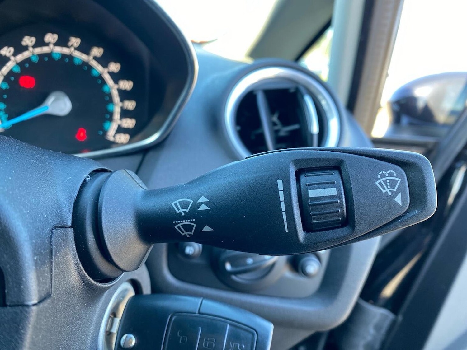 Used Ford Fiesta 2016 for sale - 78218649: Photo 31