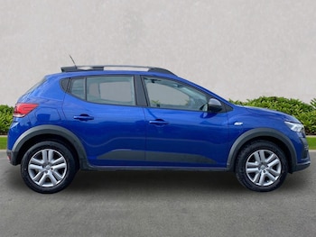 Used Dacia Sandero Stepway 2023 for sale - 79013062: Photo
