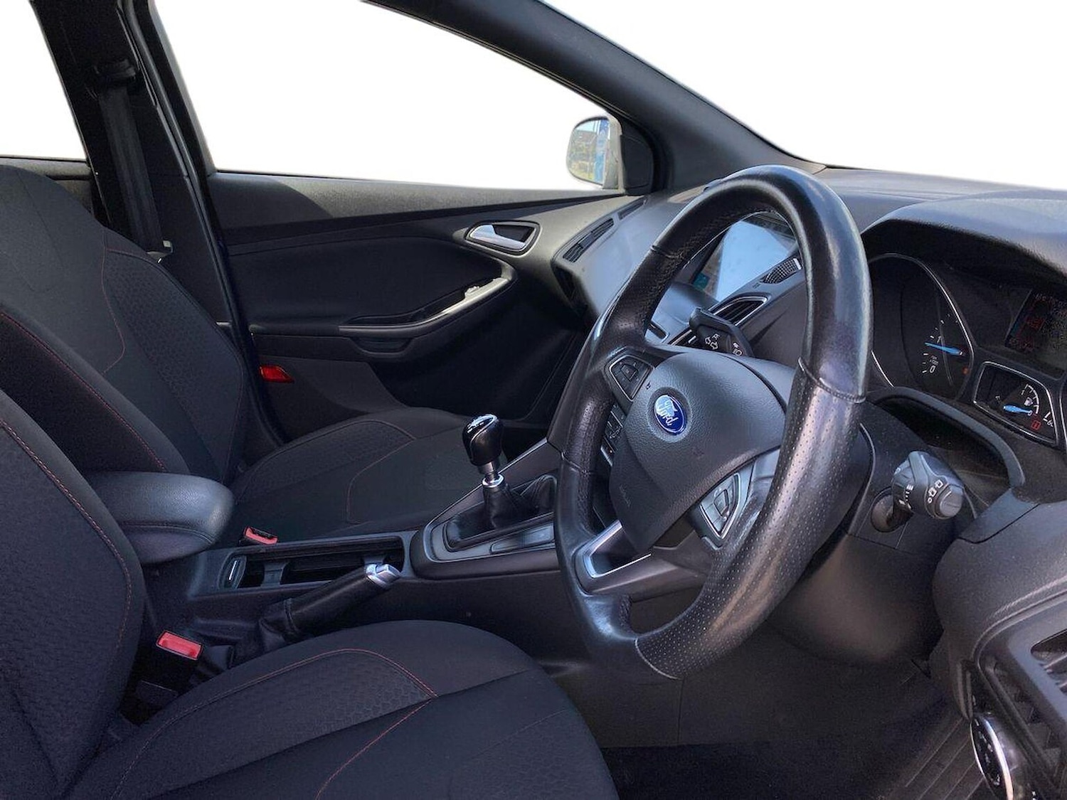 Used Ford Focus 2017 for sale - 76940145: Photo 15