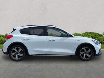 Used Ford Focus 2021 for sale - 79185378: Photo