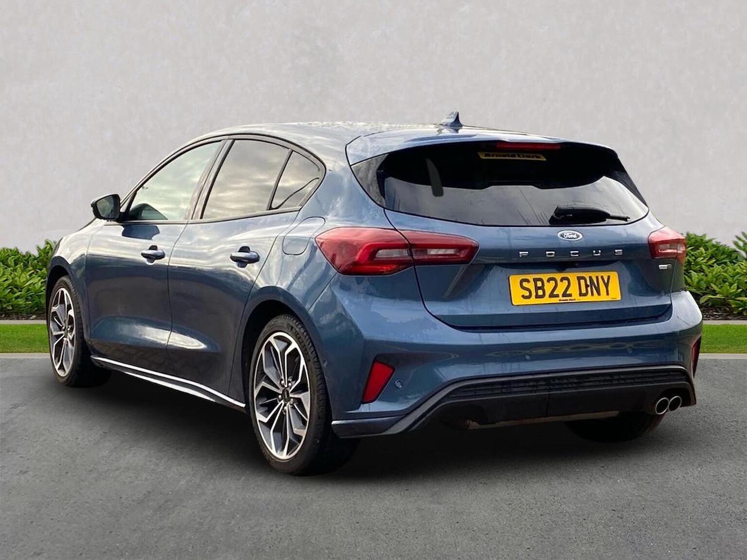 Used Ford Focus 2022 for sale - 76046035: Photo 2