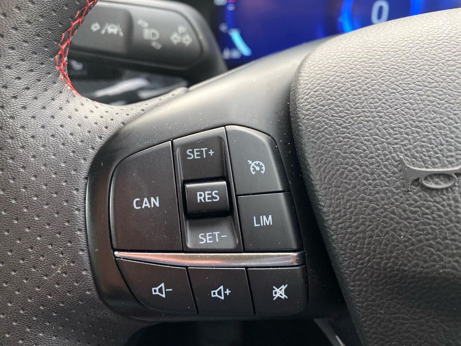 Used Ford Focus 2022 for sale - 76046035: Photo 26