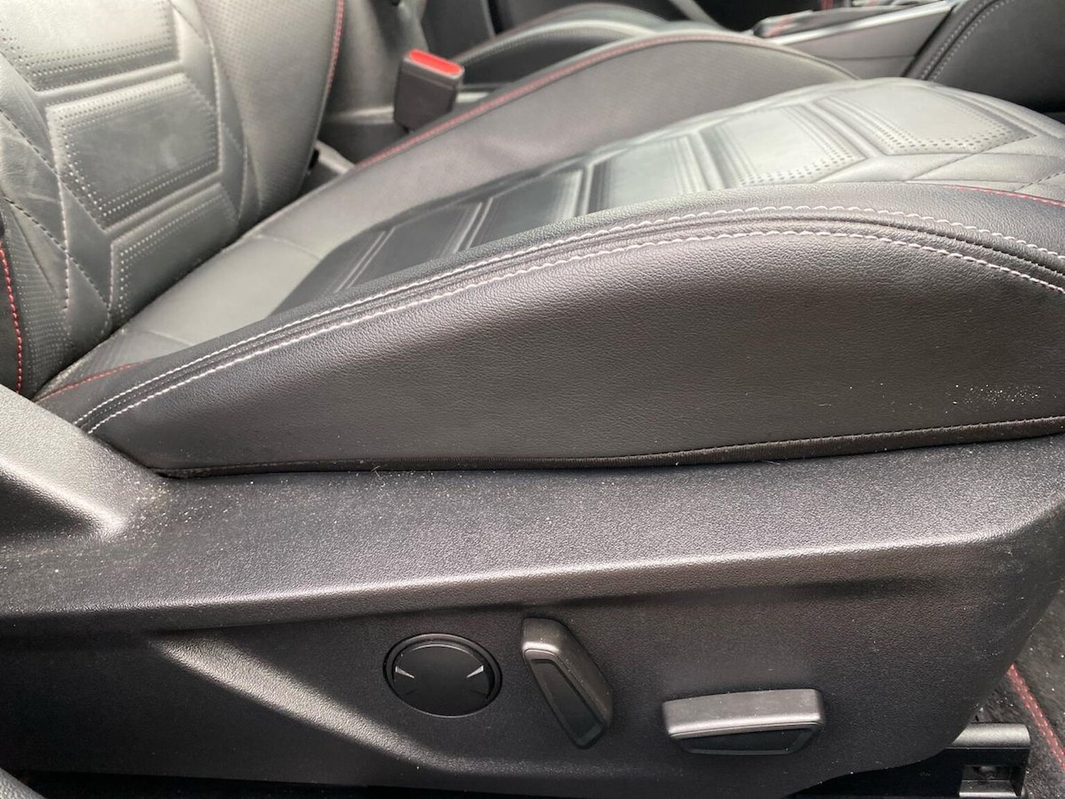 Used Ford Focus 2022 for sale - 76046035: Photo 30