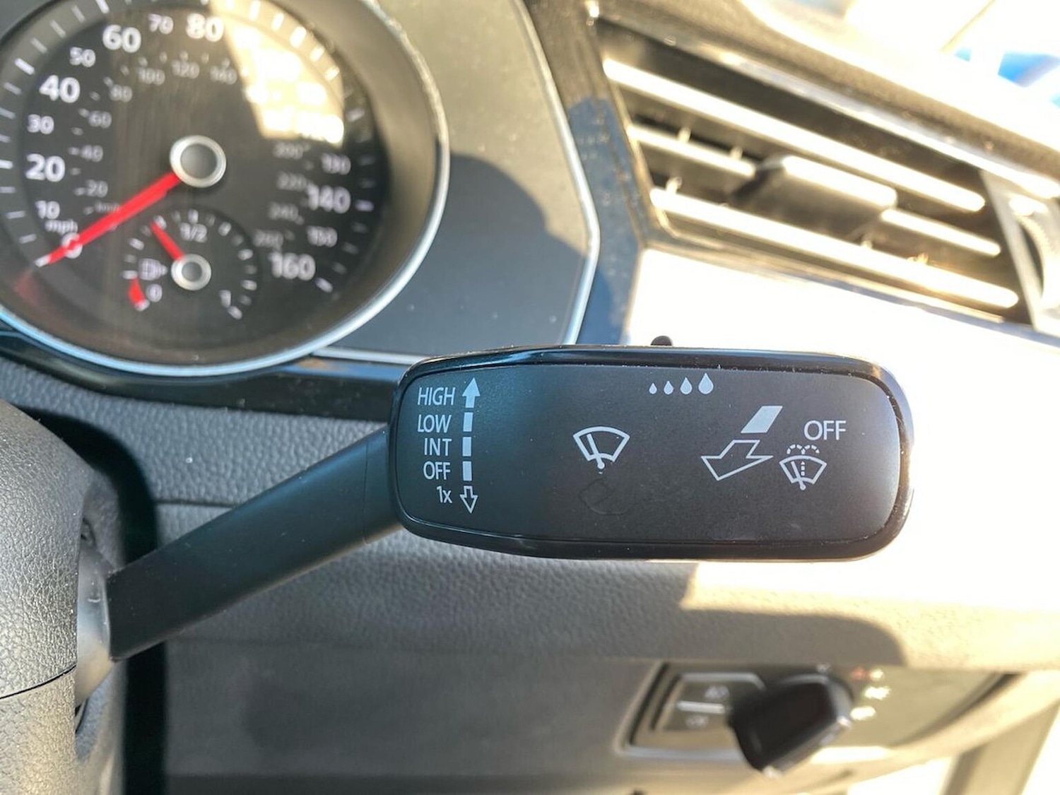 Used Volkswagen Passat 2018 for sale - 77033485: Photo 31