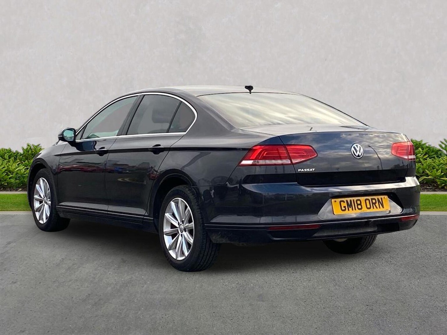 Used Volkswagen Passat 2018 for sale - 76506185: Photo 2