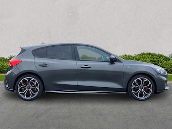 Used Ford Focus 2020 for sale - 79536503: Photo