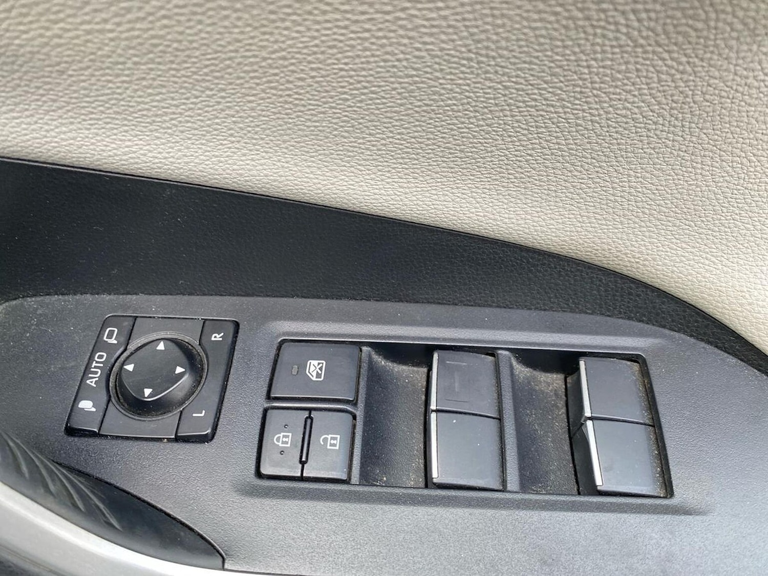 Used Toyota RAV4 2020 for sale - 77962313: Photo 21