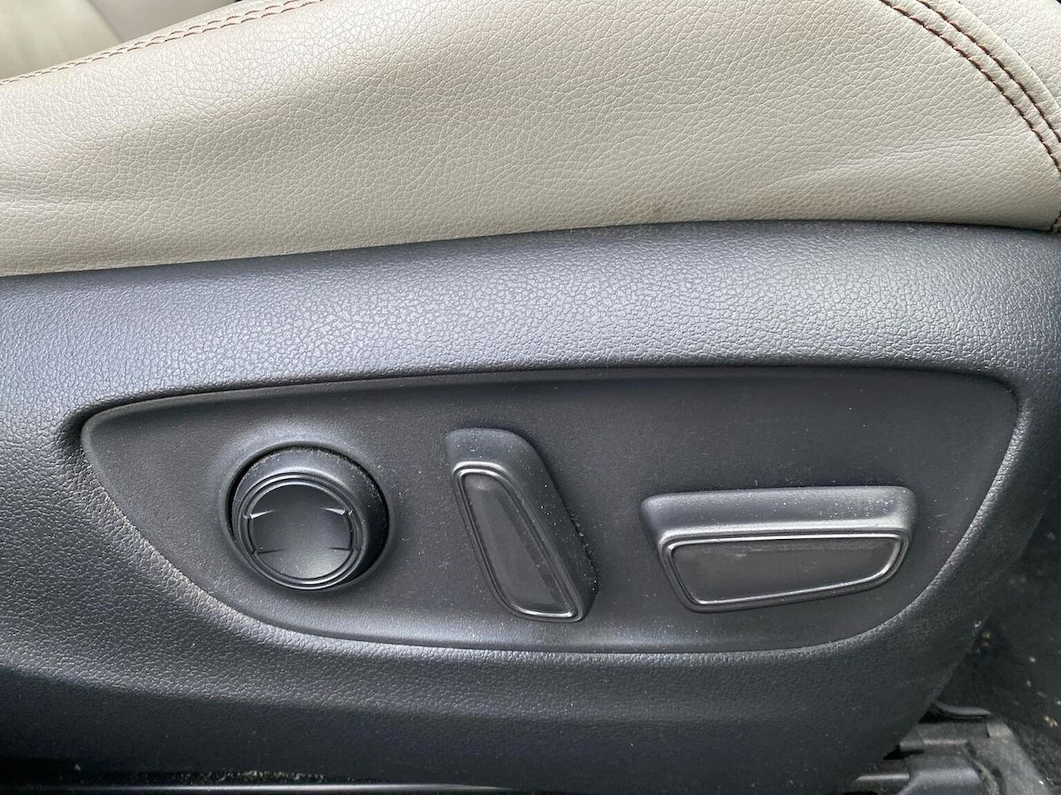 Used Toyota RAV4 2020 for sale - 77962313: Photo 30