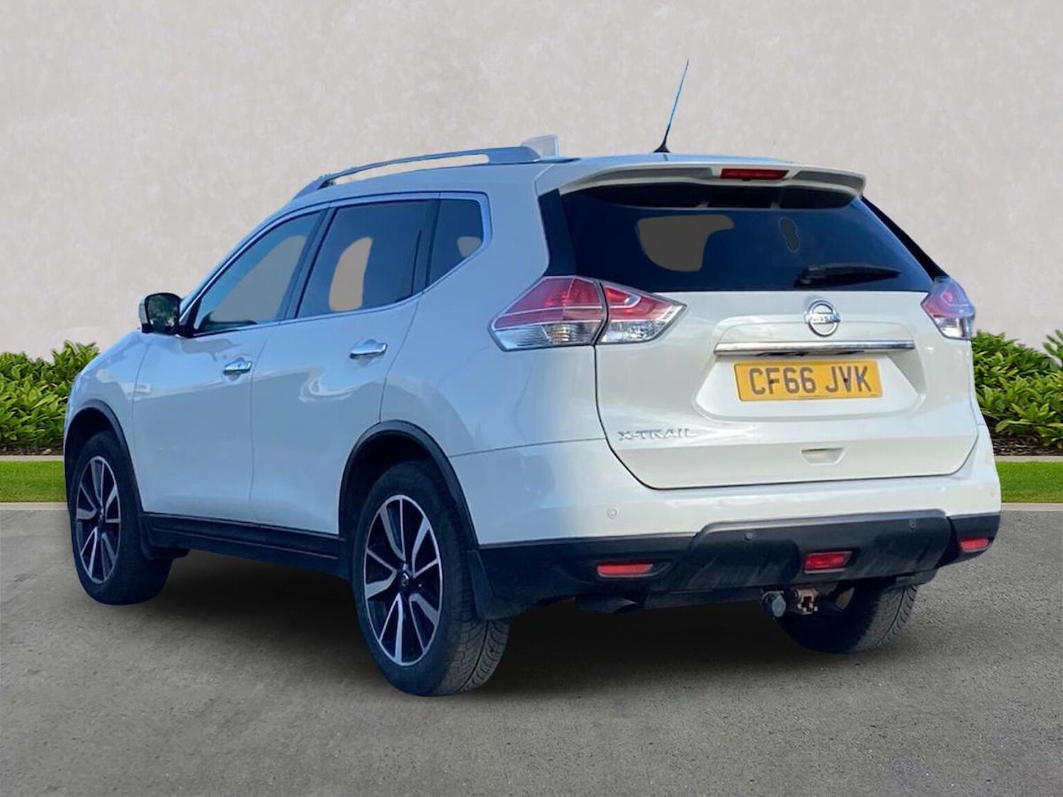 Used Nissan X-Trail 2016 for sale - 76413979: Photo 2