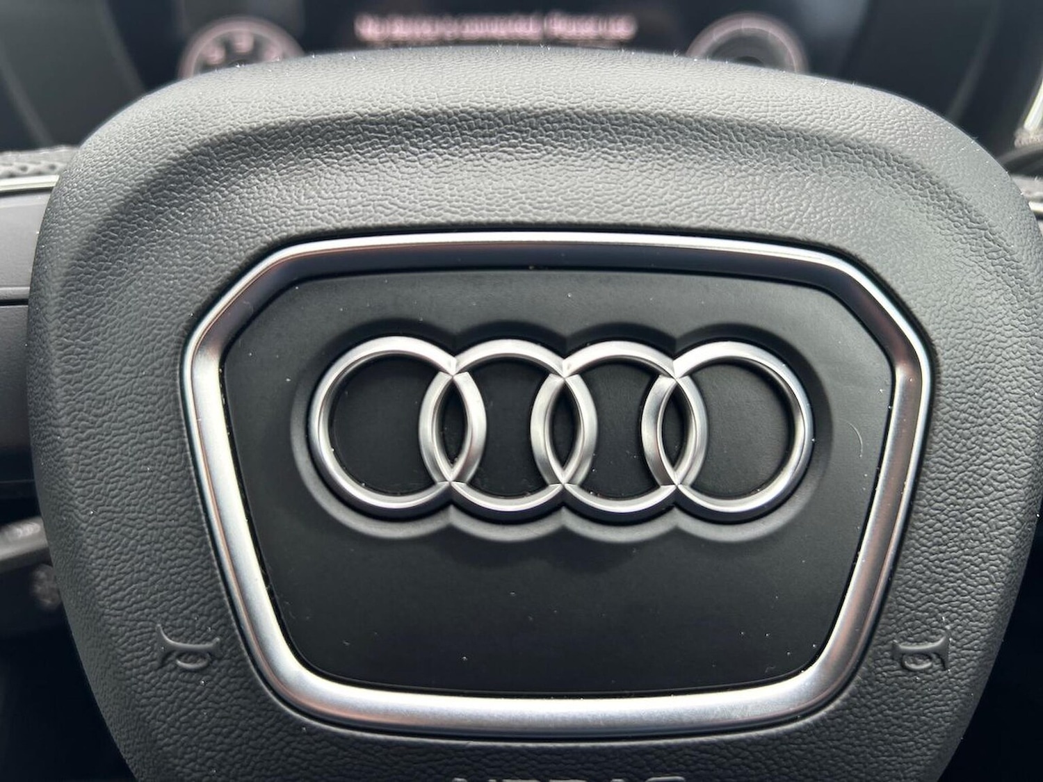 Used Audi Q5 2022 for sale - 76778310: Photo 31