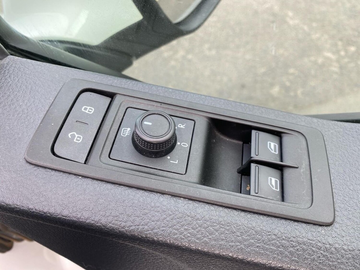 Used Volkswagen Transporter 2018 for sale - 76490719: Photo 21