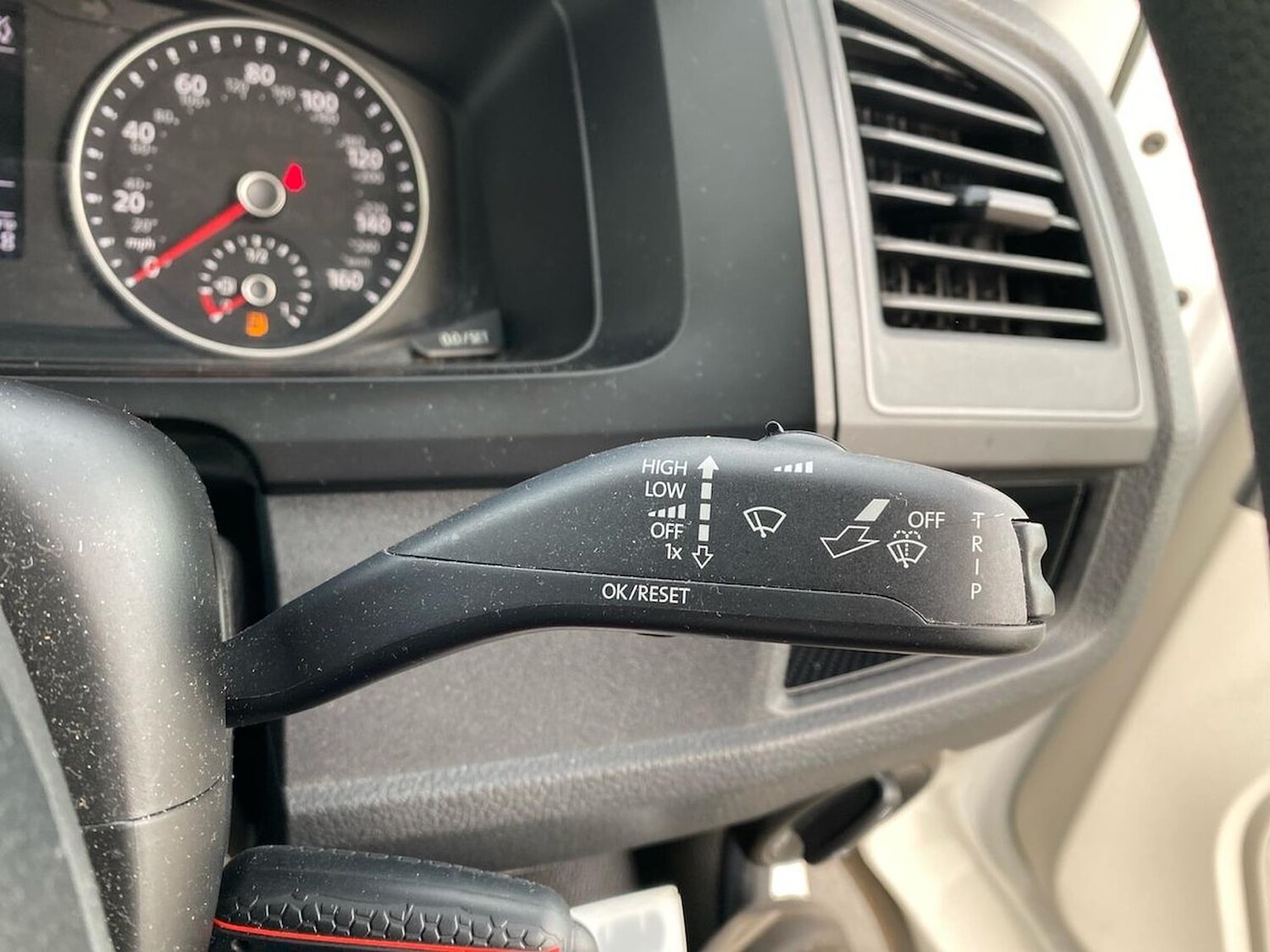 Used Volkswagen Transporter 2018 for sale - 76490719: Photo 27