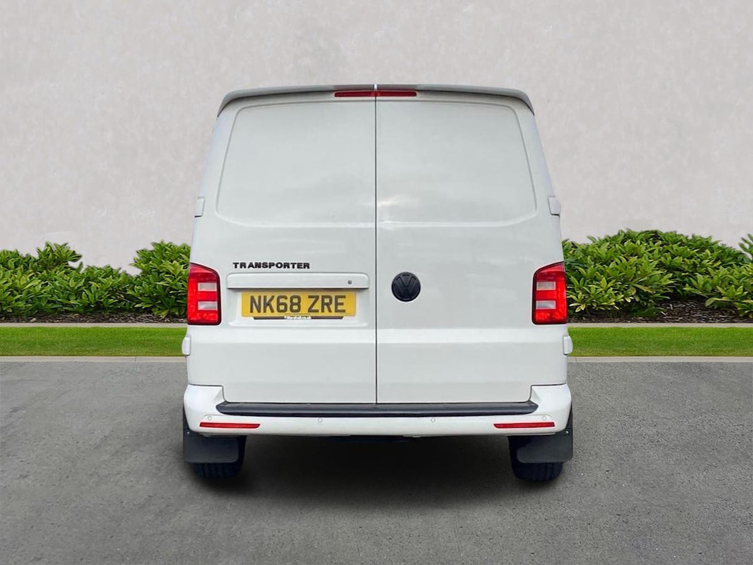 Used Volkswagen Transporter 2018 for sale - 76490719: Photo 4