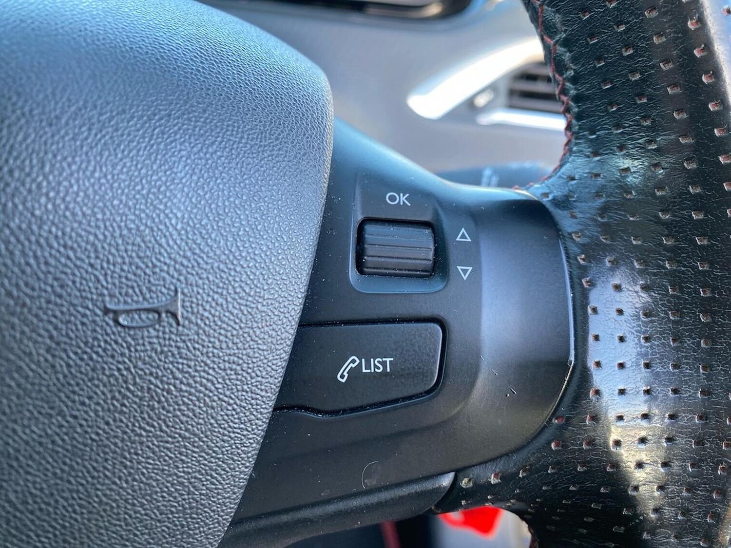 Used Peugeot 2008 2018 for sale - 76396923: Photo 27