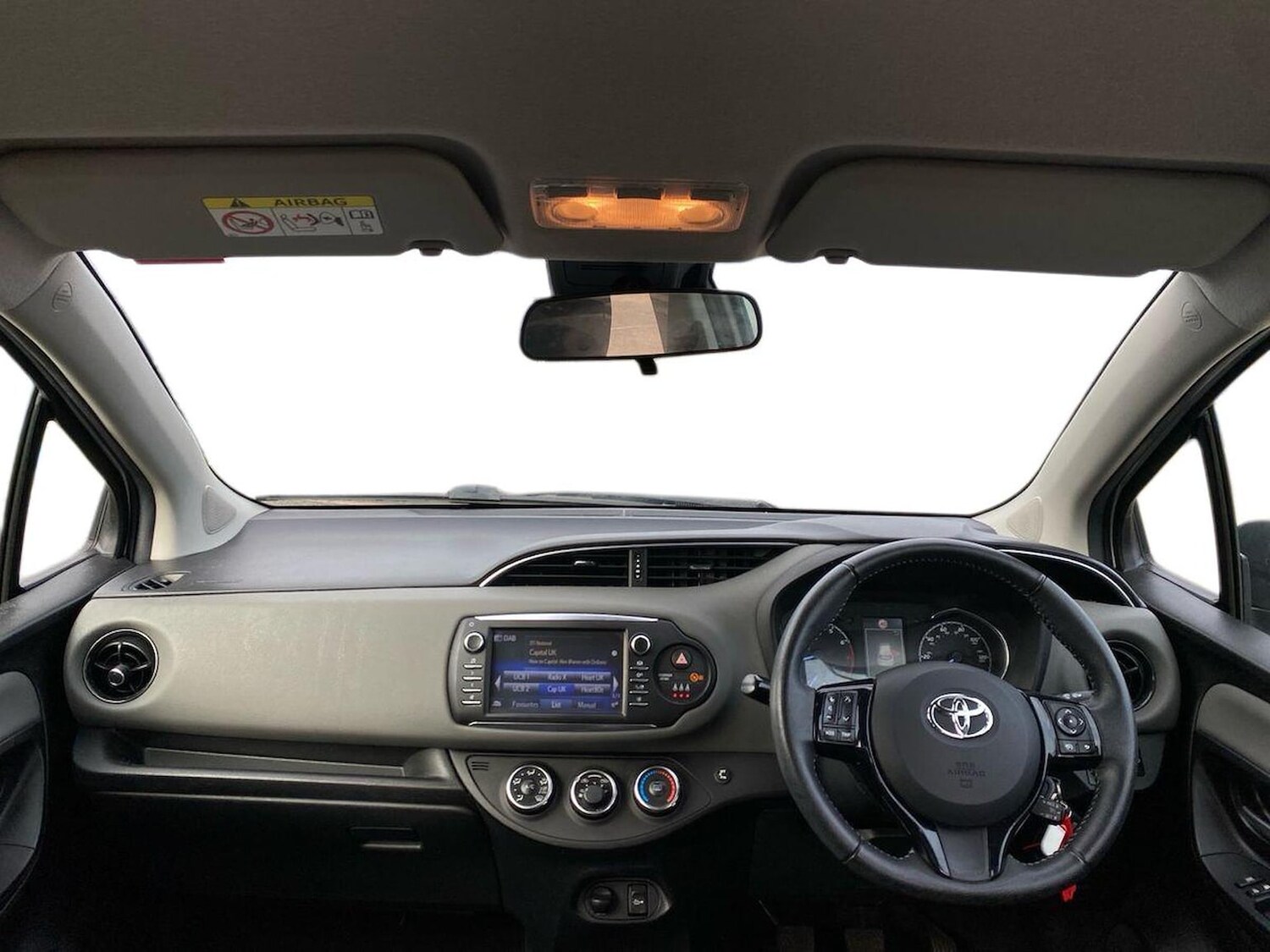 Used Toyota Yaris 2017 for sale - 78191890: Photo 10