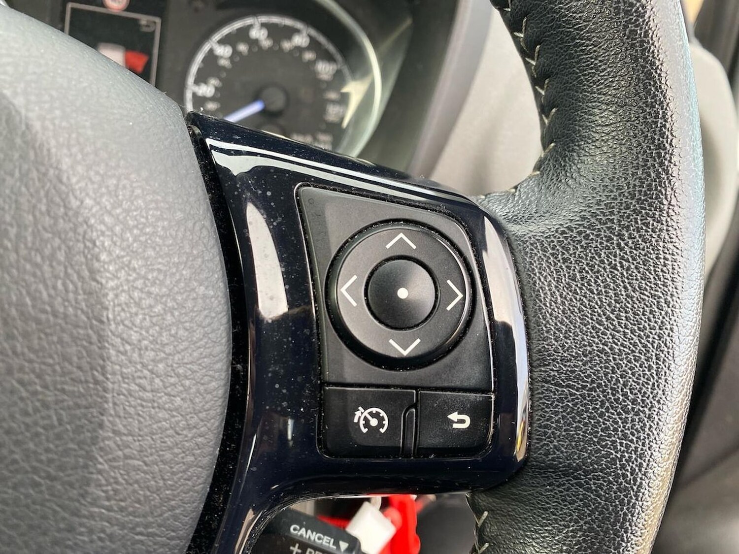 Used Toyota Yaris 2017 for sale - 78191890: Photo 29